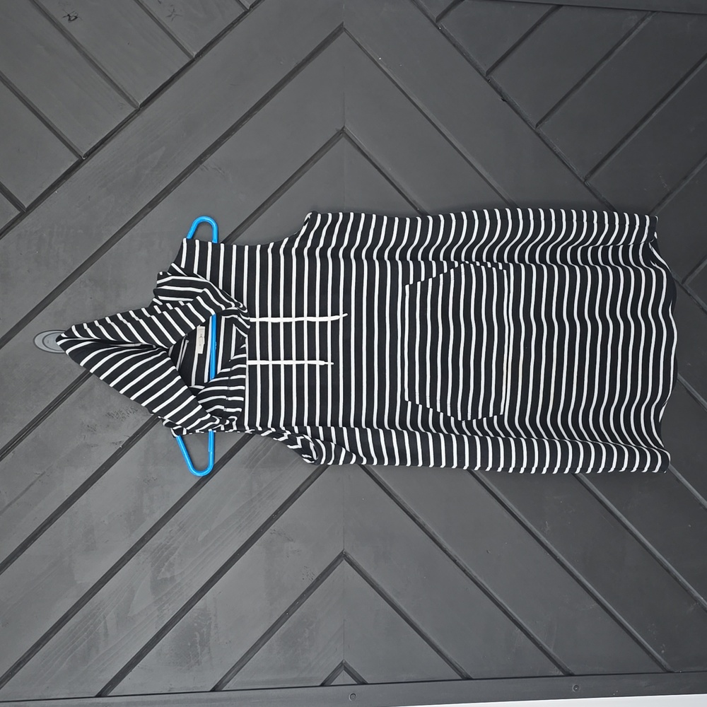 Black with white stripes sllevless hoodie dress